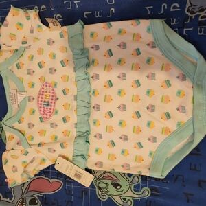 Cupcake Print Baby Onesie with Mint Trim With Tags Y2K Pastel Style. 3/6 Months